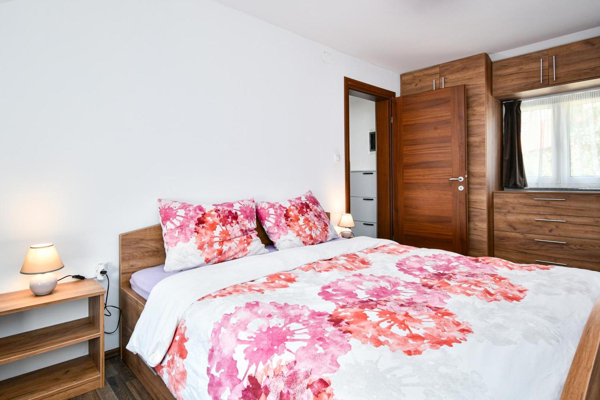 Apartman Lavanda Sa Bazenom I Okucnicom 4* Hreljin Bagian luar foto