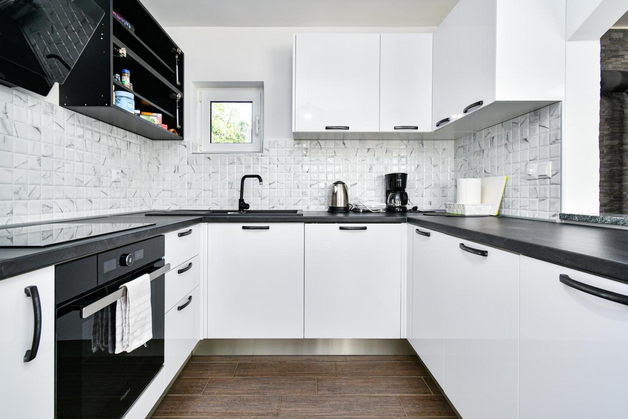 Apartman Lavanda Sa Bazenom I Okucnicom 4* Hreljin Bagian luar foto