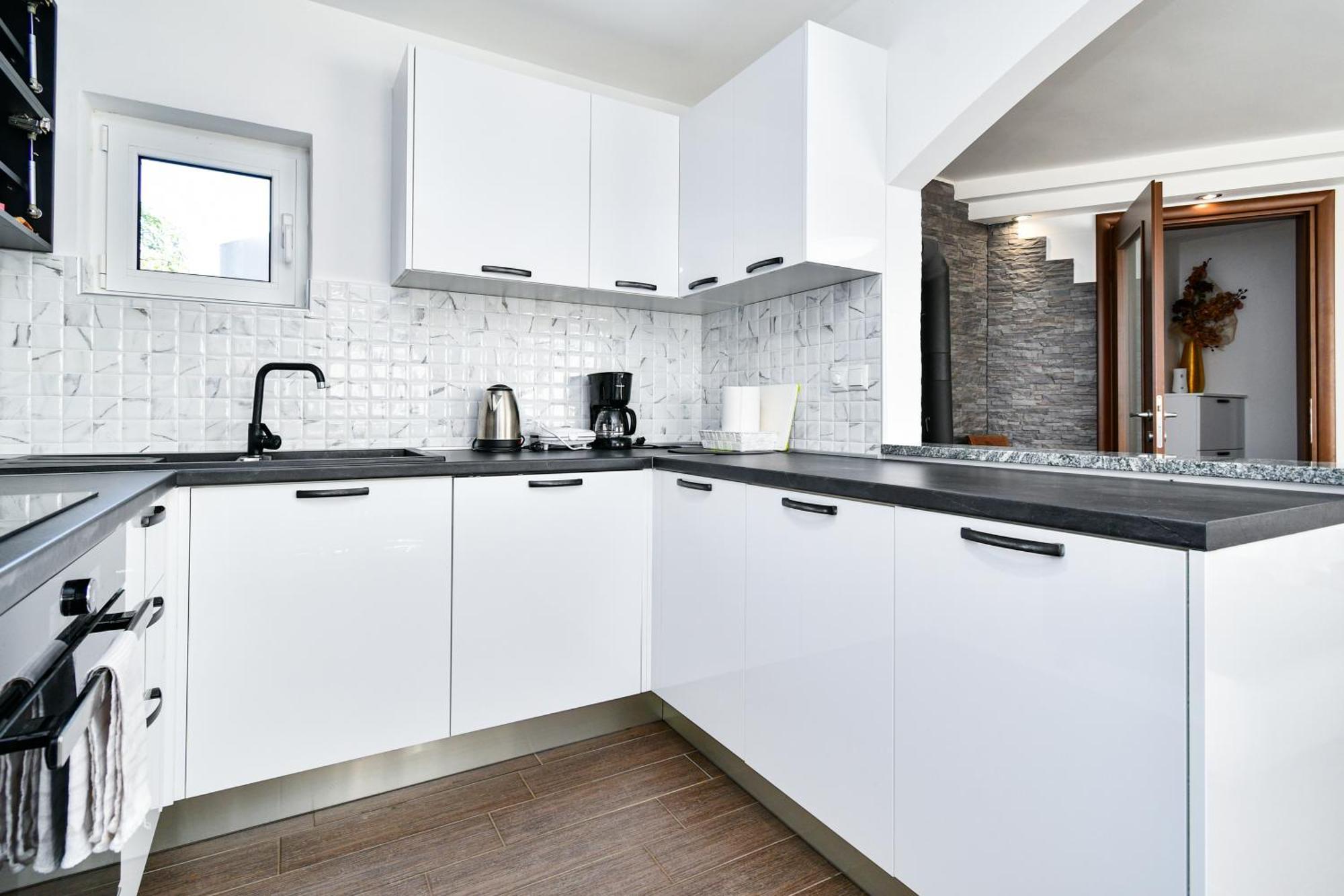 Apartman Lavanda Sa Bazenom I Okucnicom 4* Hreljin Bagian luar foto
